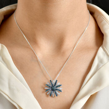 D'Joy blauer und wei&szlig;er Diamant Anh&auml;nger mit 50cm Kette - 1 ct.