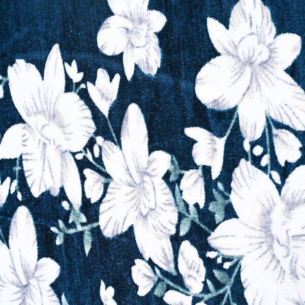 "Printed flannel blanket 155gsm Colour-Blue & White" image number 8