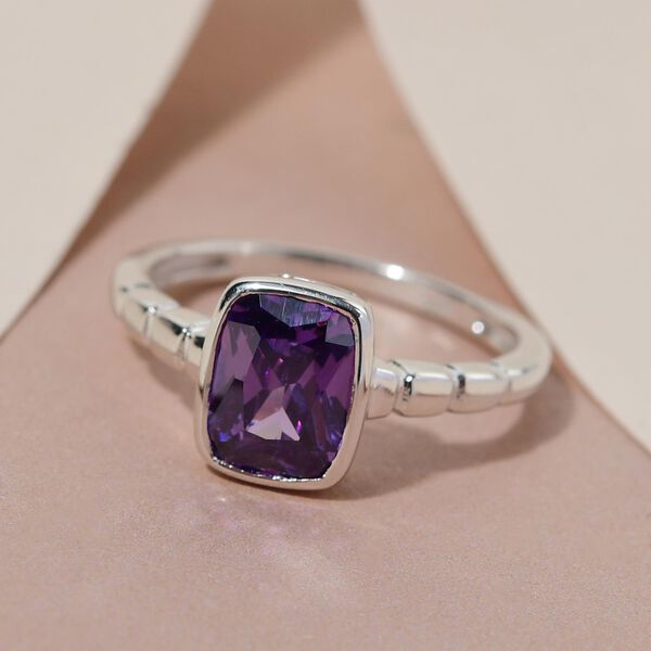 Amethyst farbener Zirkonia-Solit&auml;r-Ring in Silber, 2,43 ct. image number 2