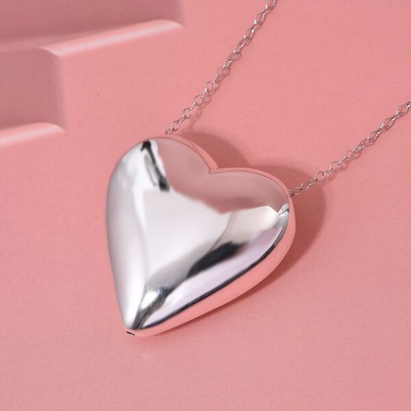 Pendant and  Earring Set image number 1