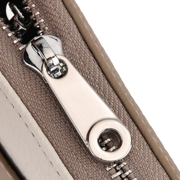 "Genuine Leather card holder with RFID Color: Beige Size:11.5*8.5*2.5cm        Wall: Genuine Leather Lining: Microfiber leather Exterior:zipped-1 Interior: card slot-4,zipped-1" image number 6