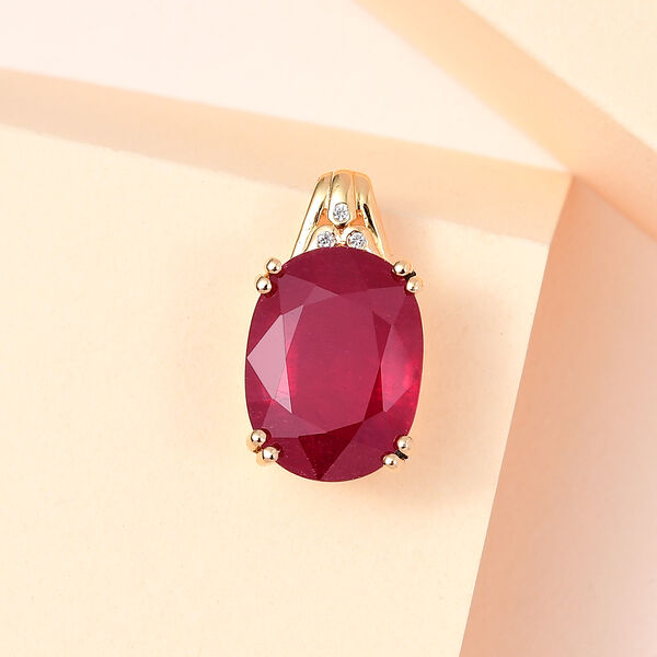 Afrikanischer Rubin (Fissure gef&uuml;llt), Moissanit Anh&auml;nger 925 Silber Gelbgold Vermeil ca. 13.48 ct image number 3