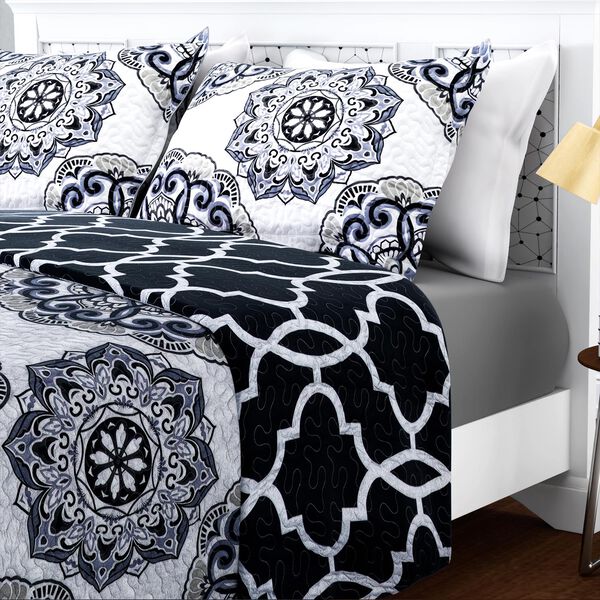 SERENITY NIGHT: 3er-Set - Bedruckte Steppdecke und 2 Kissenbez&uuml;ge, Schwarz-Wei&szlig; image number 3
