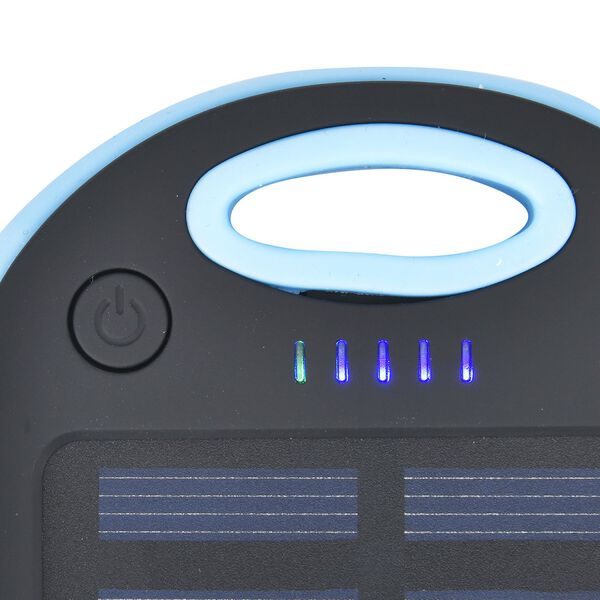 Solarbetriebene Powerbank mit USB Anschluss, Himmelblau image number 7