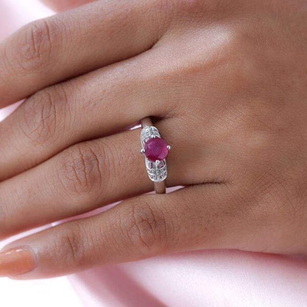 Afrikanischer Rubin und wei&szlig;er Zirkon-Ring - 1,53 ct. image number 3