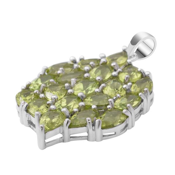 Nat&uuml;rlicher Peridot-Cluster-Anh&auml;nger in Silber, 8,70 ct. image number 3