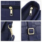 Crossbody Tasche aus 100% echtem Leder mit RFID Schutz, Größe 20x9,5x18 cm, Blau image number 4
