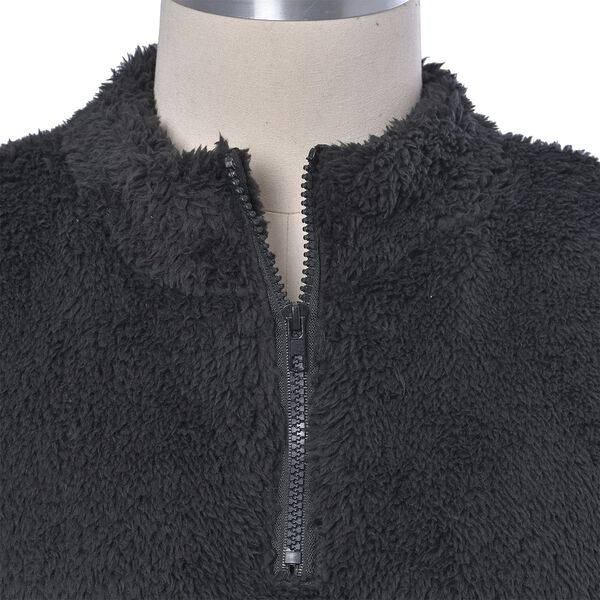 One Fit Loungewear - Superweicher Anti-Allergie Mikroflannell, M bis XL, Schwarz image number 3