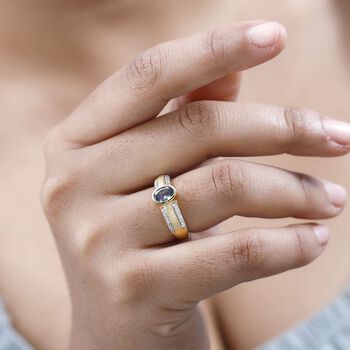 Gr&uuml;ner Tansanit und Zirkon-Ring - 1,08 ct.