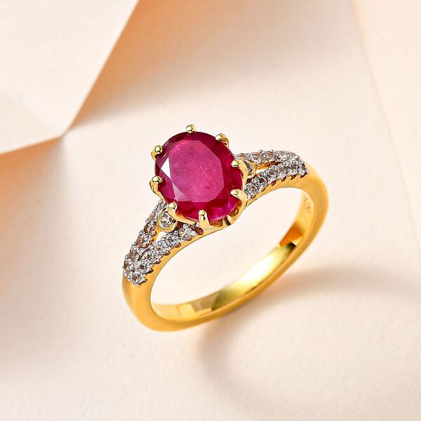 Afrikanischer Rubin (Fissure gef&uuml;llt), Wei&szlig;er Zirkon Ring, 925 Silber Gelbgold Vermeil (Gr&ouml;&szlig;e 17.00) ca. 3.01 ct image number 2