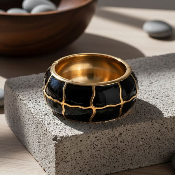 Emaille-Armreif mit Karomuster, ca. 18,5 cm, schwarz emailliert image number 2