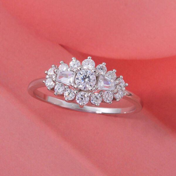 LUSTRO STELLA weißer Zirkonia Ring im floralen Stil image number 1