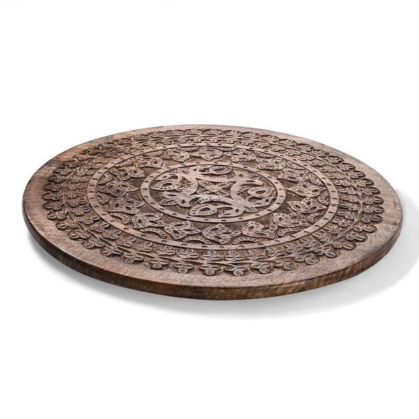 NAKKASHI Handgeschnitzter Couchtisch aus Mangoholz, 68x68x51cm, Braun image number 8