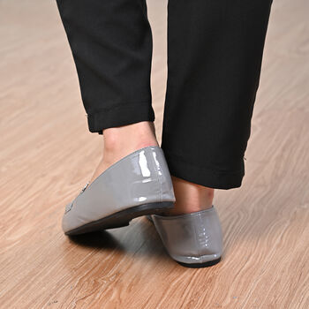 LA MAREY Damen Mokassins, Schlangenmuster, Grau