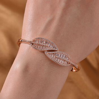 Wei&szlig;er Zirkonia-Armreif in Ros&eacute;goldton, 19 cm - 5 ct.