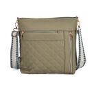 "lifestyle-Color:green size/Profile:crossbody bag :wall(exterior); PU;Lining(interior):polyester Pockets(exterior):none;Pockets(interior):none Measurement(cm): 21*13*7.5 cm"