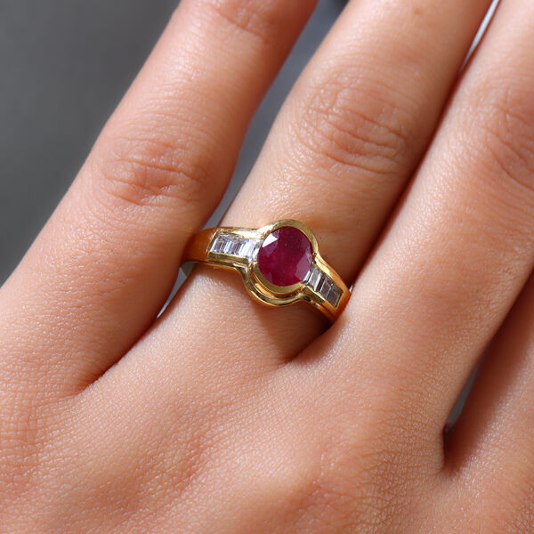 Afrikanischer Rubin (Fissure gef&uuml;llt) und Zirkon Ring 925 Silber vergoldet image number 3