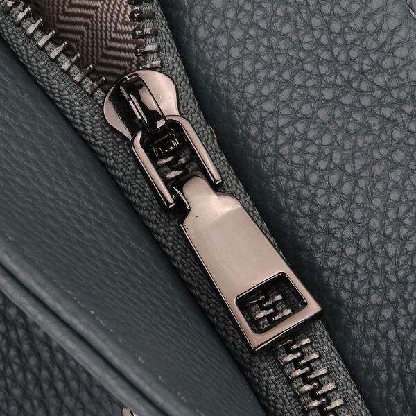 Echtleder-Crossbody-Bag im Trapez-Design, 32x12x19 cm, Petrolblau image number 5