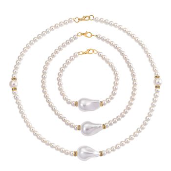 3er Set Wei&szlig;e Muschelkernperlen-Schmuckst&uuml;cke, bestehend aus Armband (ca. 19 cm) und zwei Halsketten (ca. 40 cm und 50 cm), gelb vergoldet