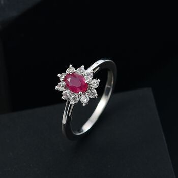 D&rsquo;Joy Afrikanischer Rubin und Zirkon Ring - 1,19 ct.