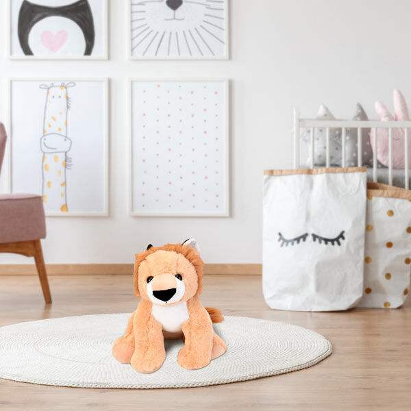 L&ouml;we Pl&uuml;sch-Tier image number 3