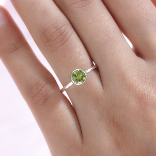 Natürlicher Peridot-Ring, 925 Silber  ca. 0,88 ct image number 3
