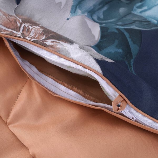 Serenity Night - 4-teiliges 100% Maulbeerseide Steppdecken-Set, Blau floral image number 7