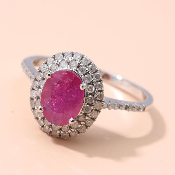 AAA Nat&uuml;rlicher Mosambik-Rubin und wei&szlig;er Diamant-Ring, 585 Wei&szlig;gold  ca. 1,94 ct image number 1