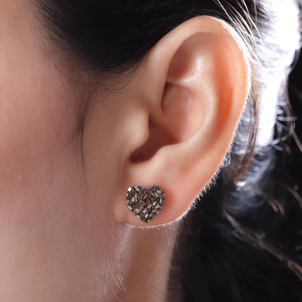 GP Heart Kollektion - Rote Diamant und blaue Saphir-Ohrstecker in Silber image number 3