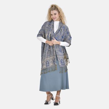 Cashew fringed scarfsize: 70cm*180cmone sizecolor: bluematerial: 45%viscose 55%acrylicweight: 220g