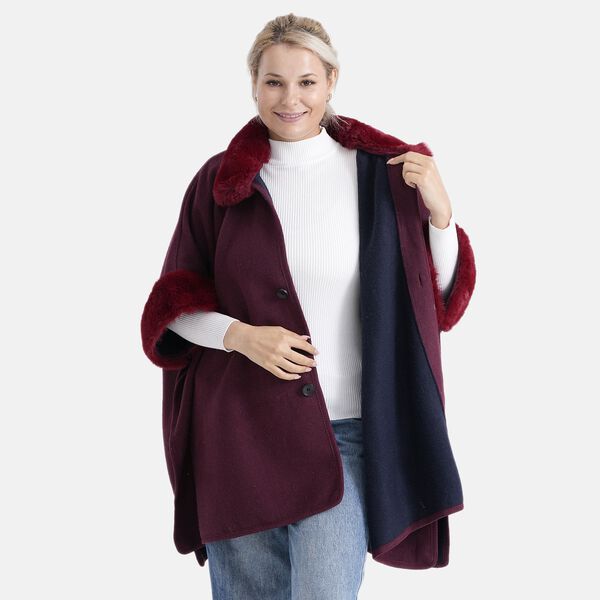 LA MAREY - Signature Kunstfell-Poncho mit Pl&uuml;schkragen und Umschlag&auml;rmeln, Einheitsgr&ouml;&szlig;e, Bordeauxrot image number 4