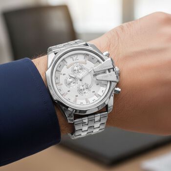 GENOA Japanisches Uhrwerk - Exklusive Uhr mit wei&szlig;em Zifferblatt, silberfarbenes Edelstahlband mit Dornschlie&szlig;e - Wei&szlig;