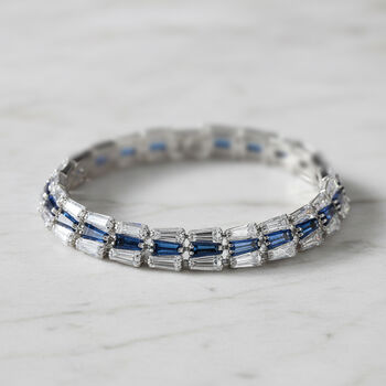 Wei&szlig;es Zirkonia und blaues Glas 19cm Armband