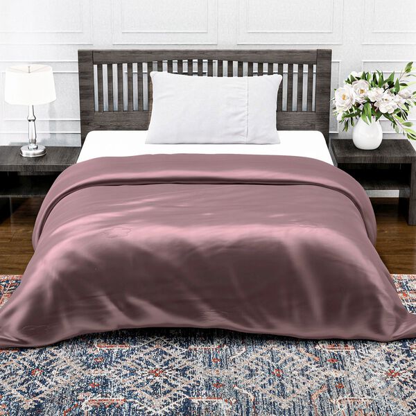 Serenity Night - 100% Bambus-Steppdecke mit Bambusf&uuml;llung und 2er-Set Bambus-Kissenbez&uuml;ge Mauve image number 4