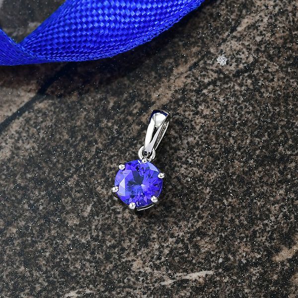 AAAA Tansanit Anh&auml;nger in 950 Platin - 0,86 ct. image number 1