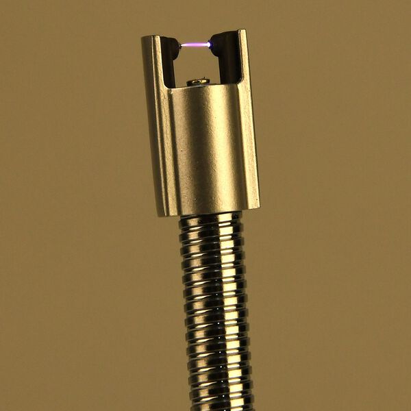 Elektronisches USB-Feuerzeug mit Taschenlampe, wiederaufladbar per USB, 24x2.6x1.8 cm, Silber image number 3