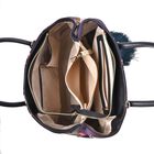 Cabrio Handtasche aus Seide und 100% echtem Leder mit Magnolien-Muster und natürlicher Jade-Quaste, 32,8x25x14 cm, dunkelviolett image number 5