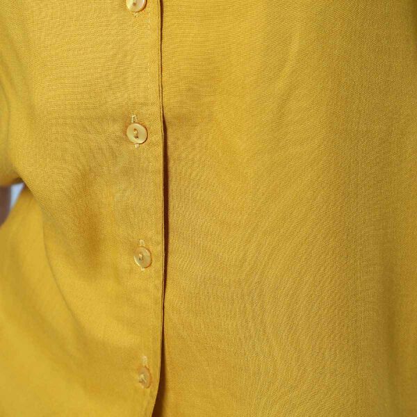 Einfarbiges Kurzarm-Top mit Knopfleiste, M, Gelb image number 5