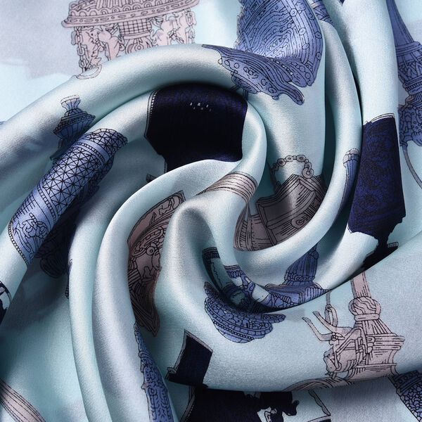 LA MAREY: Bedruckter Schal aus 100% Maulbeerseide, Laternen-Muster, inkl. Geschenkbox, Hellblau&nbsp; image number 5