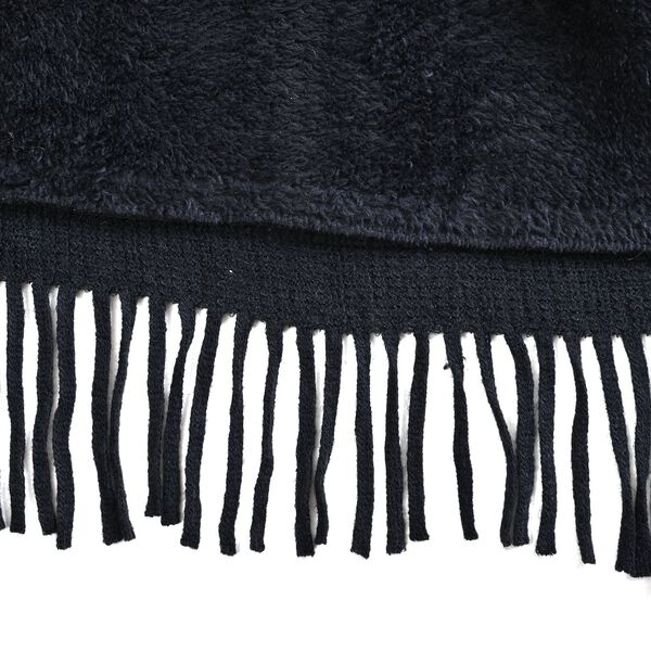 Winter- und Herbst-Poncho aus Kunstfell, Achwarz image number 3