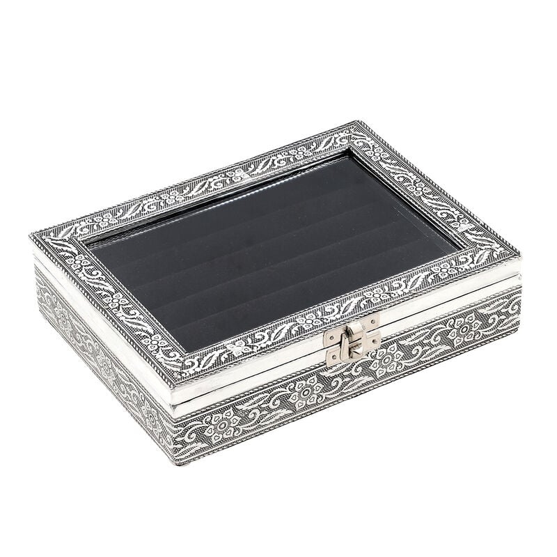 Handgefertigte Aluminium-Ringbox mit floraler Gravur und schwarzem Kratzschutz-Innenfutter image number 0