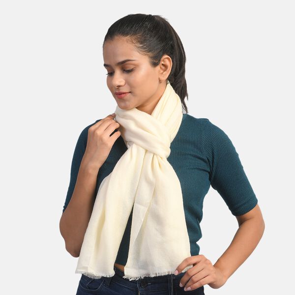 LA MAREY: Superweicher Schal aus 100% Kaschmirwolle, Cremeweiß  image number 3