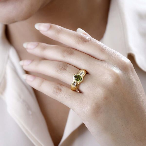 AA Natürlicher, italienischer Vesuvianit, Weißer Zirkon Ringe 925 Silber Gelbgold Vermeil (Größe 18.00) ca. 1.43 ct image number 3