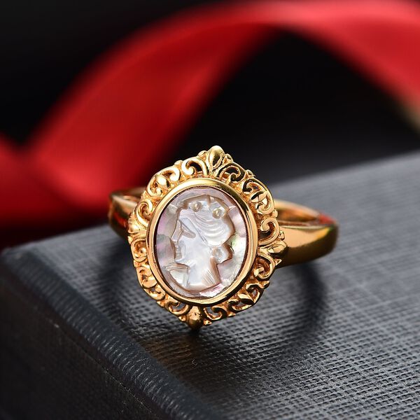 Italienischer Kamee Ring aus Conch-Muschel in Goldton image number 2