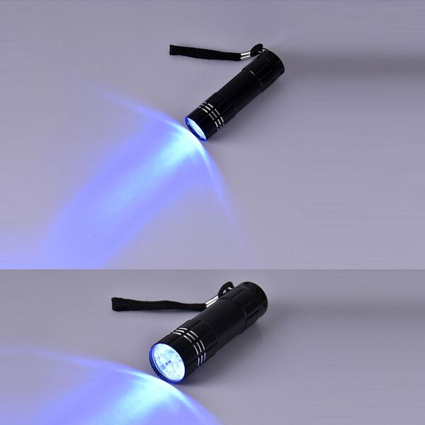 Mini-UV-Licht Taschenlampe, Metall, Kratzfest, (AAA Batterien nicht inklusive), 150g image number 2