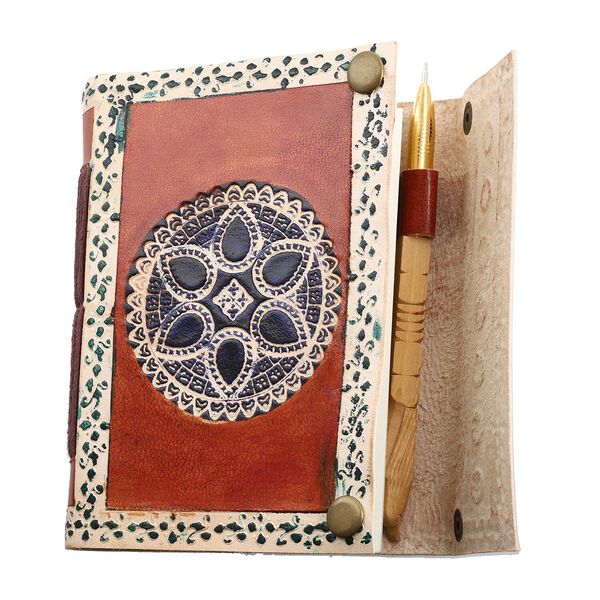 Leder Notizbuch mit Holzstift, braun image number 6