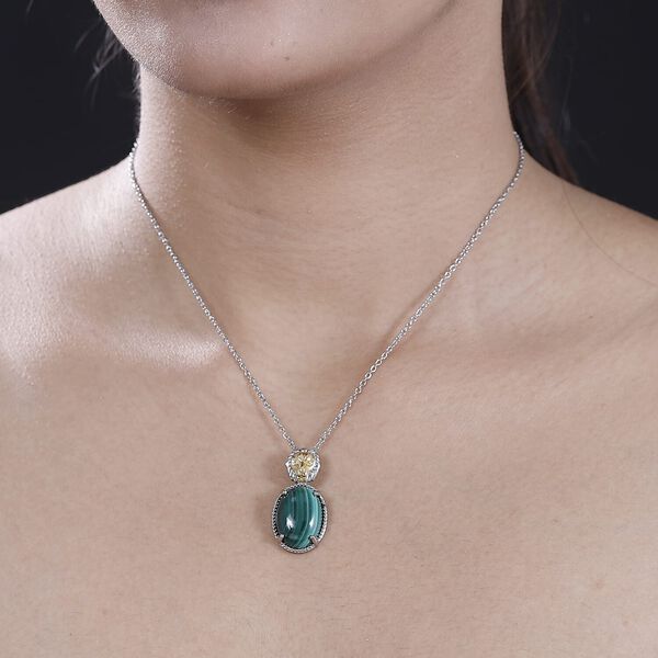 Zweifarbiger Malachit-Anhänger mit 50cm Kette und Löwenkopf - 17 ct. image number 2