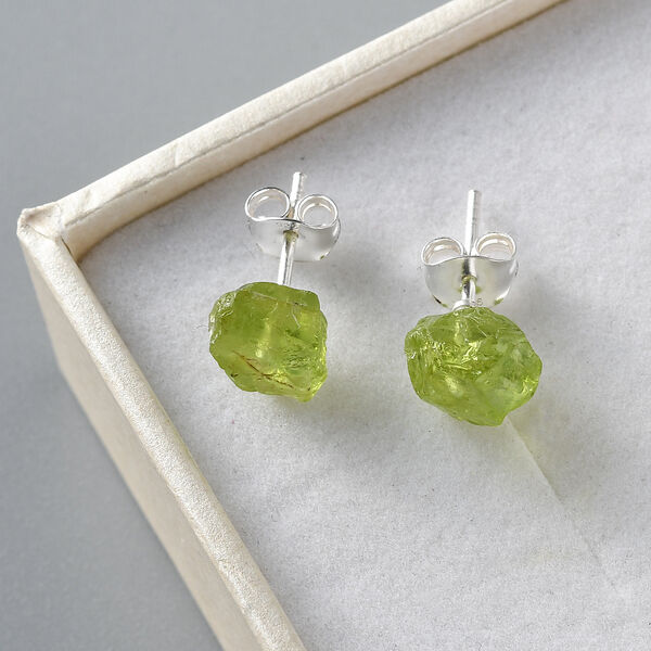 Handgearbeitete Arizona-Peridot Fancy-Schliff-Ohrstecker, 925 Silber platiniert ca. 7,14 ct image number 2