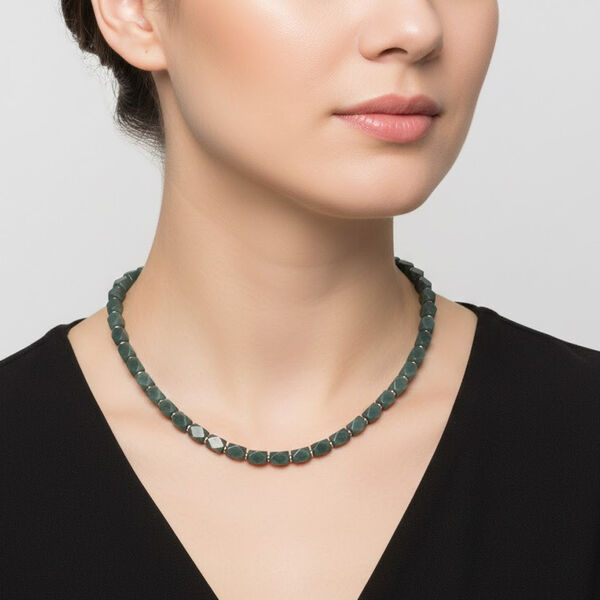 Jade Halskette ca. 50 cm 316L Edelstahl (10-15 Werktage Lieferzeit) ca. 400.00 ct image number 2