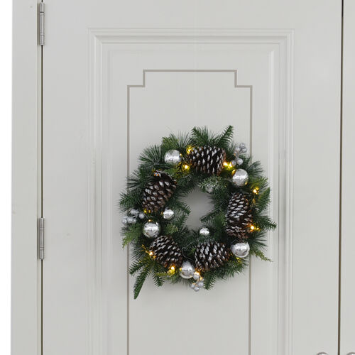 Weihnachtskranz mit silberner Kugel/ Obst/ Tannenzapfen und LED Lichterkette, Durchmesser 45 cm, 2xAA Batterie (nicht inkl.) image number 1